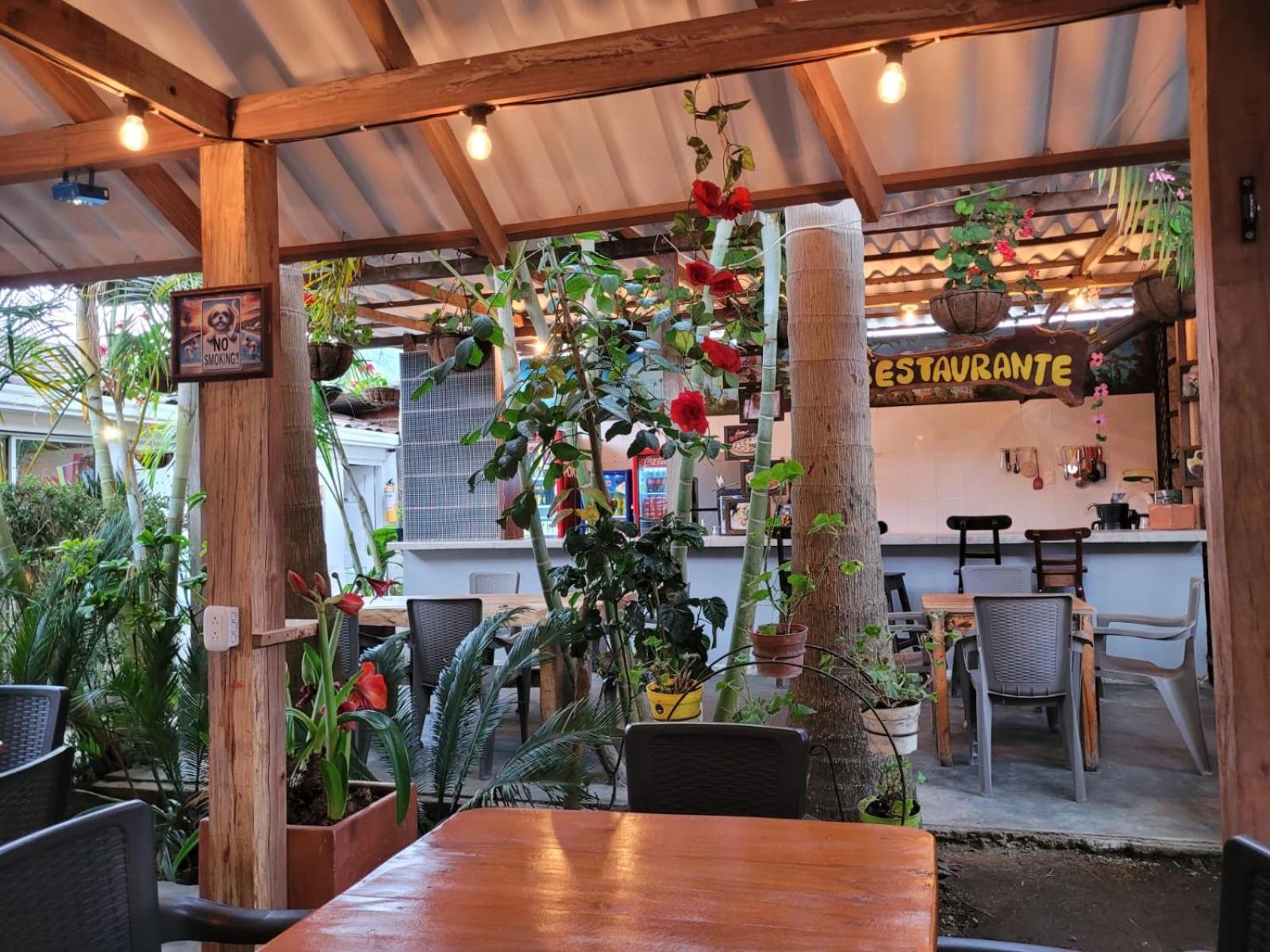 Hostal Hilltop Salento Exterior photo